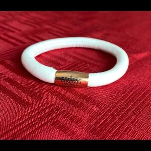 JN collection genuine leather bracelet